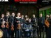 Флешмоб від LUMOS Orchestra на Центральному вокзалі Києва: легендарний саундтрек «Місія неможлива» прозвучав в унікальному українському стилі