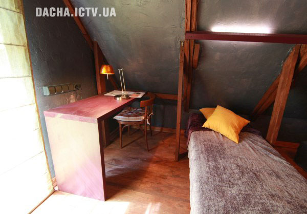 Випуск 48: Дитяча на горищі